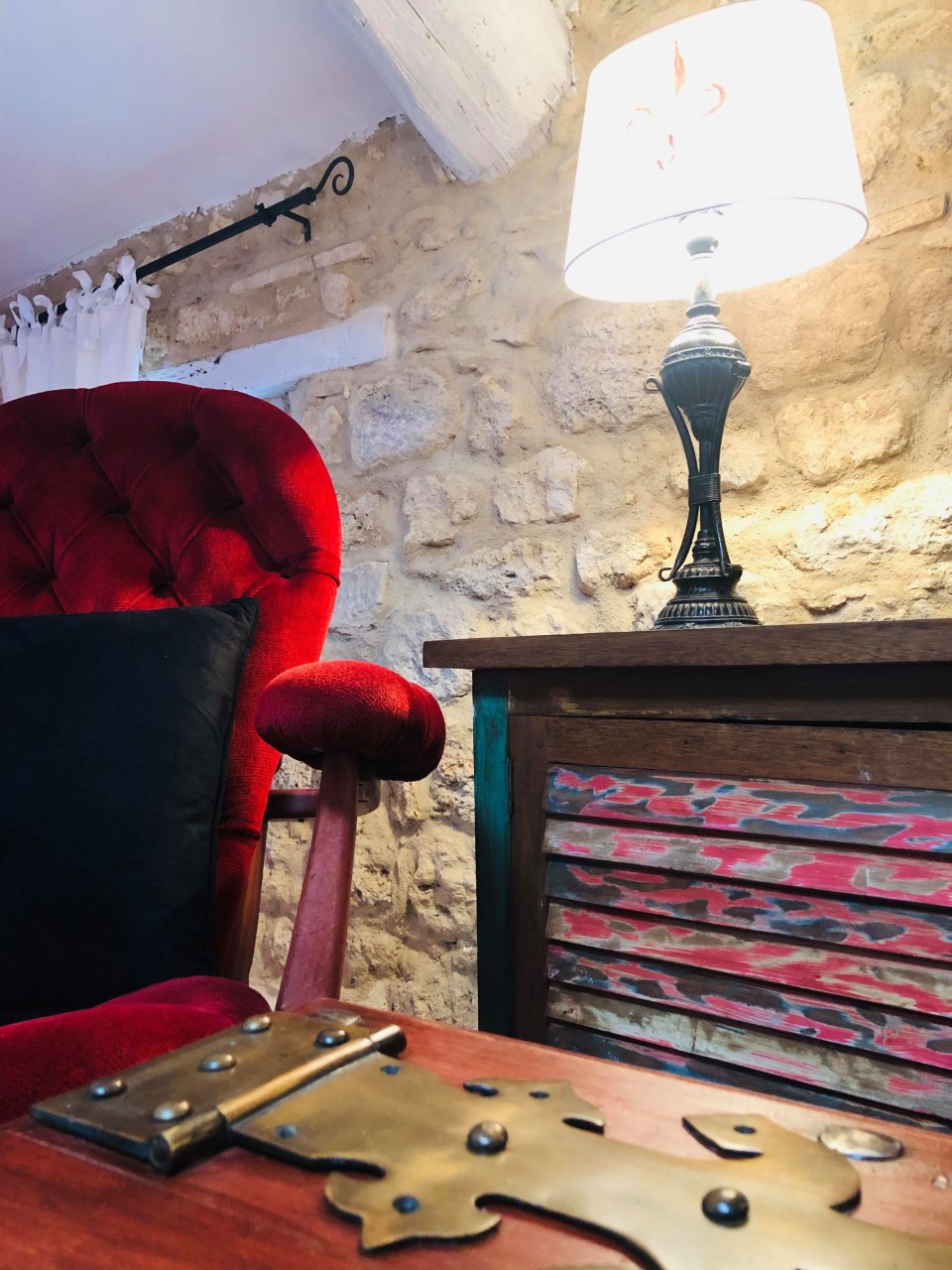 bureau chateau de murviel chambre des chevaliers